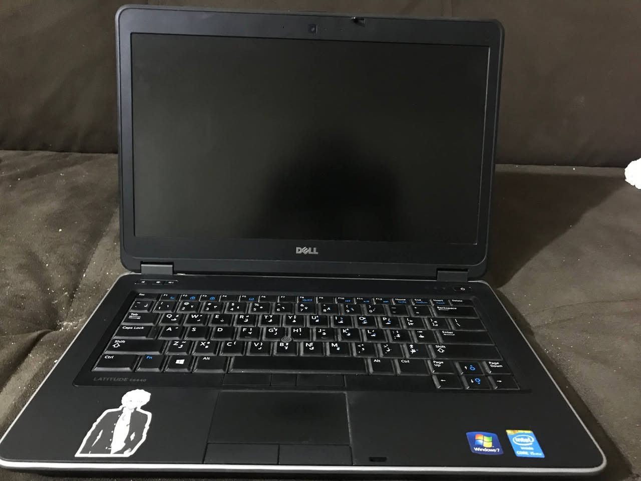 السلام عليكم

لابتوب dell latitude E6440 

المواصفات I5 الجيل الرابع 

كرت شاشه داخلي

وكرت شاشه خارجي radeon hd8600M

بدون شحن بطاريه تكفي عشر دقايق

شاشه تصير بالطول مثل ما موضح بالصوره 

الابتوب نظيف مثل ما موضح بالصور

منافذ HDMI و VGA  

السعر 170 الف

العنوان بغداد جميله شارع خير الله

ماعندي توصيل 

اللزكات بكيفك تريد تبقيهن او تريد اشيلك اياهن


**إذا كنت صاحب هذا الإعلان وتريد حذفه لأي سبب، رجاءا أرسل رسالة إلى الدعم الفني**