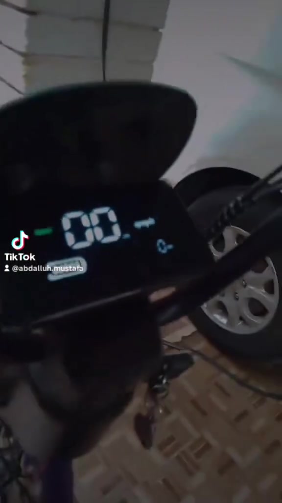 دراجه شحن للبيع السعر 175
ألف وبيه مجال العنوان ديالى الخالص 
الاتصال على هذه الرقم ***********
