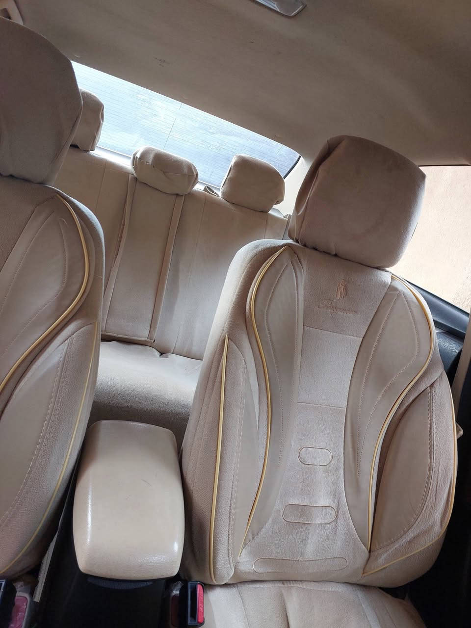 كورلا موديل ٢٠١٨ خليجي اربيل باسمي  مكفوله عدا بارد باب سكن
لون ابيض ثلجي تحكمات قفل سرعه اشاره بالمرايا محرك وكير مكفولات من كل شي 
 شرط التحويل داخل لونين محرك ٢٠٠٠ 
اتصل وادلل
***********
***********
