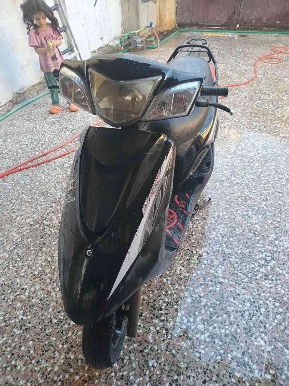 ببغاء مكفوله كفاله عامه ماشيه ٣٨ الف دراجه جديده كله شغاله مابيه اي نقص هاذ رقمي *********** مني الك سنه بيه
