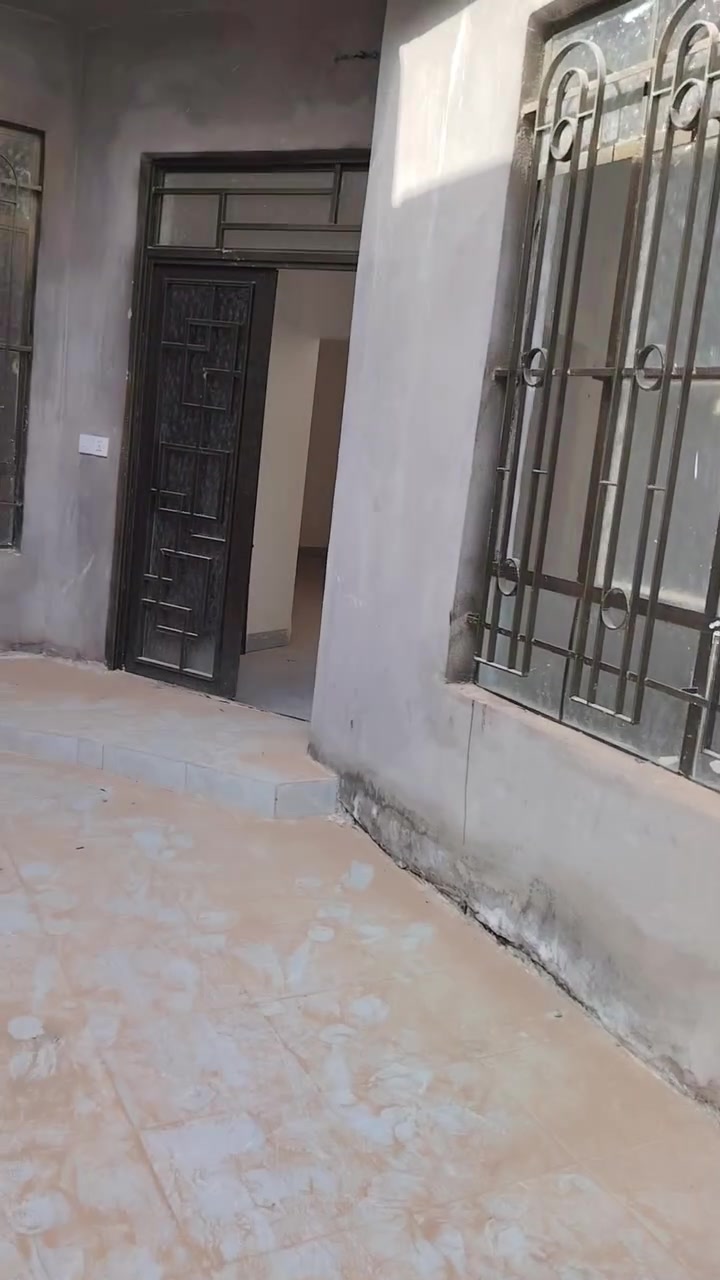 سلام عليكم مشتمل يجار بالجمعيه غرف نوم صاله ستقبال مطبخ صحيات جديد *********** *********** واتساب
