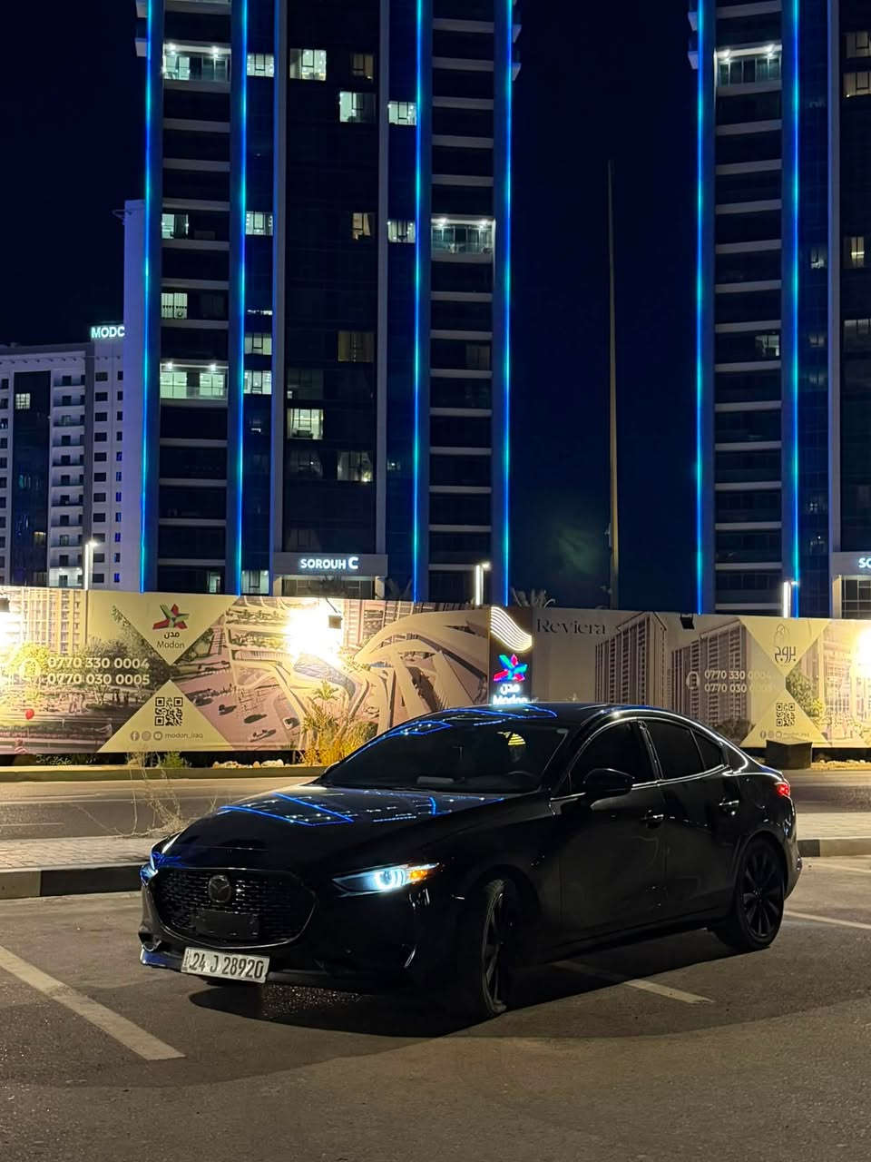 � للبيع – مازدا 3 موديل 2023

* المحرك: 2.5 لتر
* الدفع: AWD (دفع رباعي)
*فول مواصفات داتاشو
توقف ذاتي 
تحديد الخروج عن المسار
رادار 360 درجة
* ناقل الحركة: أوتوماتيك
* الممشى:128الف كم
* السيارة نظيفة جداً ومستخدمة استخدام شخصي.
* الصيانة الدورية منتظمة.
* المكيف بارد، والمحرك والجير بحالة ممتازة.
* لا تحتاج أي مصروف، جاهزة للاستخدام
رقم دهوك باسمي مع كتاب تضليل
السعر:137 وبيها مجال 
حادث السياره كلش خفيف
للاتصال:***********
تم تنزيل السعر والي يكول رقمها دهوك بخدمتك اسويها الك رقم سليمانيه او اربيل شنو تريد وياك وع حسابي السياره حلوه وجاهزه من كلشي وكلش نضيفة كامله من كلشي بوليش وحمام جديد كلش نضيفة السياره

