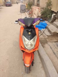 دراجة صيني سكنس للبيع شغالة سلف هندر مكنية ناعمة السعر ٣٥٠ وبيه مجال ل...