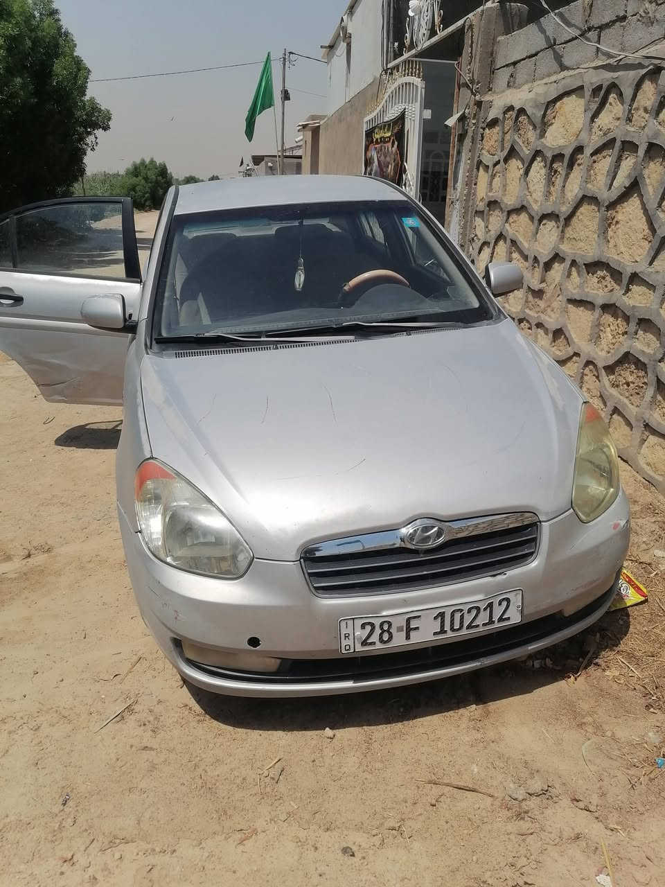 سياره 2010 اكسنت مكينه 1600 العنوان نجف كوفه قرب معمل السمنت رقم الموبايل *********** السعر ٧٣ بيها مجال

