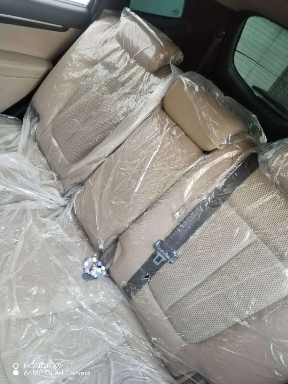 سلام عليكم سنتافي 2011
مكفوله من الصبغ
رقم شمالي مصطره اربيل
سنويه 2030 والسياره  بسمي وهزه جديده 
تبريد 3 قطع والتريد بشرط 
7راكب
مري شفط
فتحت سقف 
كوبون بانزين
السعر١٤٩ وبيها مجال بصيط كي
ملاحضه السياره بيها ٤ اماكن بارد صغيره  
التواصل *********** بي واتس هم 
اسيا***********
