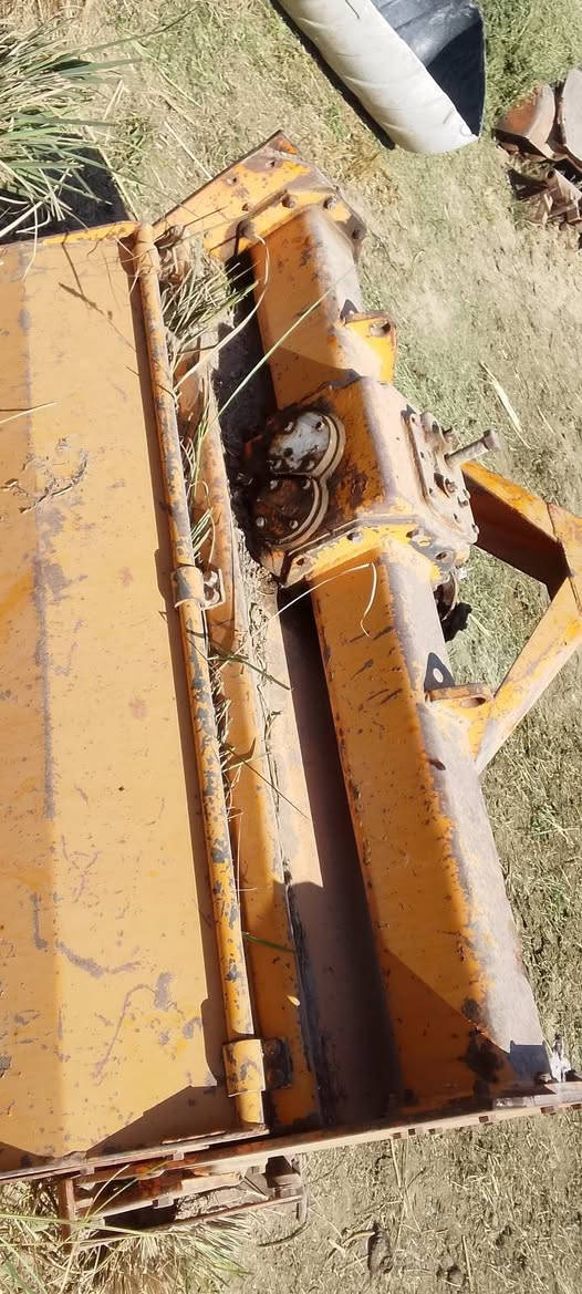 سلام عليكم بكينه لبيع وره رفاسه
رقم ***********
