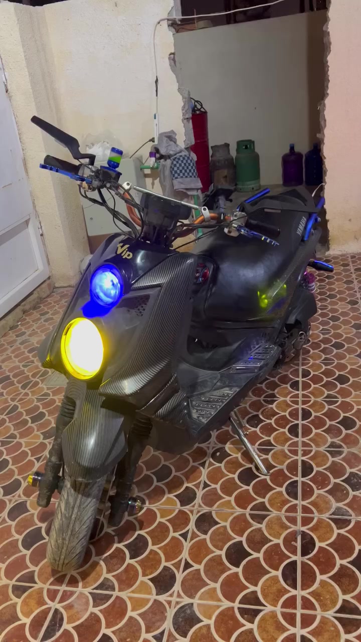 السلام عليكن سكنس جبلي للبيع تراجه مفوله نقص برغي ماكو مزوده تزويد كامل الدراجه 58 من نزلته مكفوله من التاير للتاير***********
