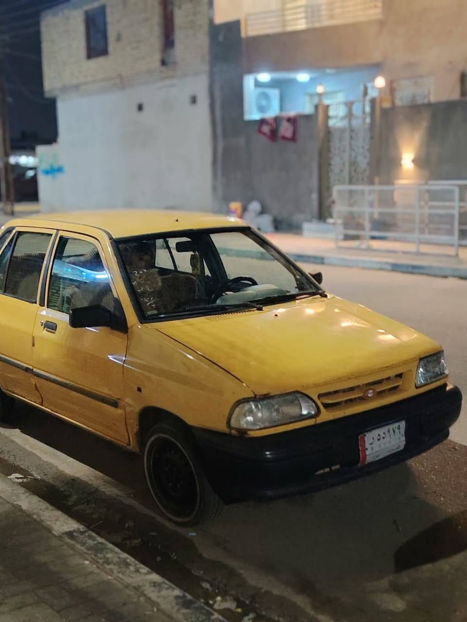 السلام عليكم سايبه 14 سياره نضيفه ومرتبه بسمنه بصره سعر 22 اوبيه مجال سياره جاهزه  الشراي يدلل ***********
