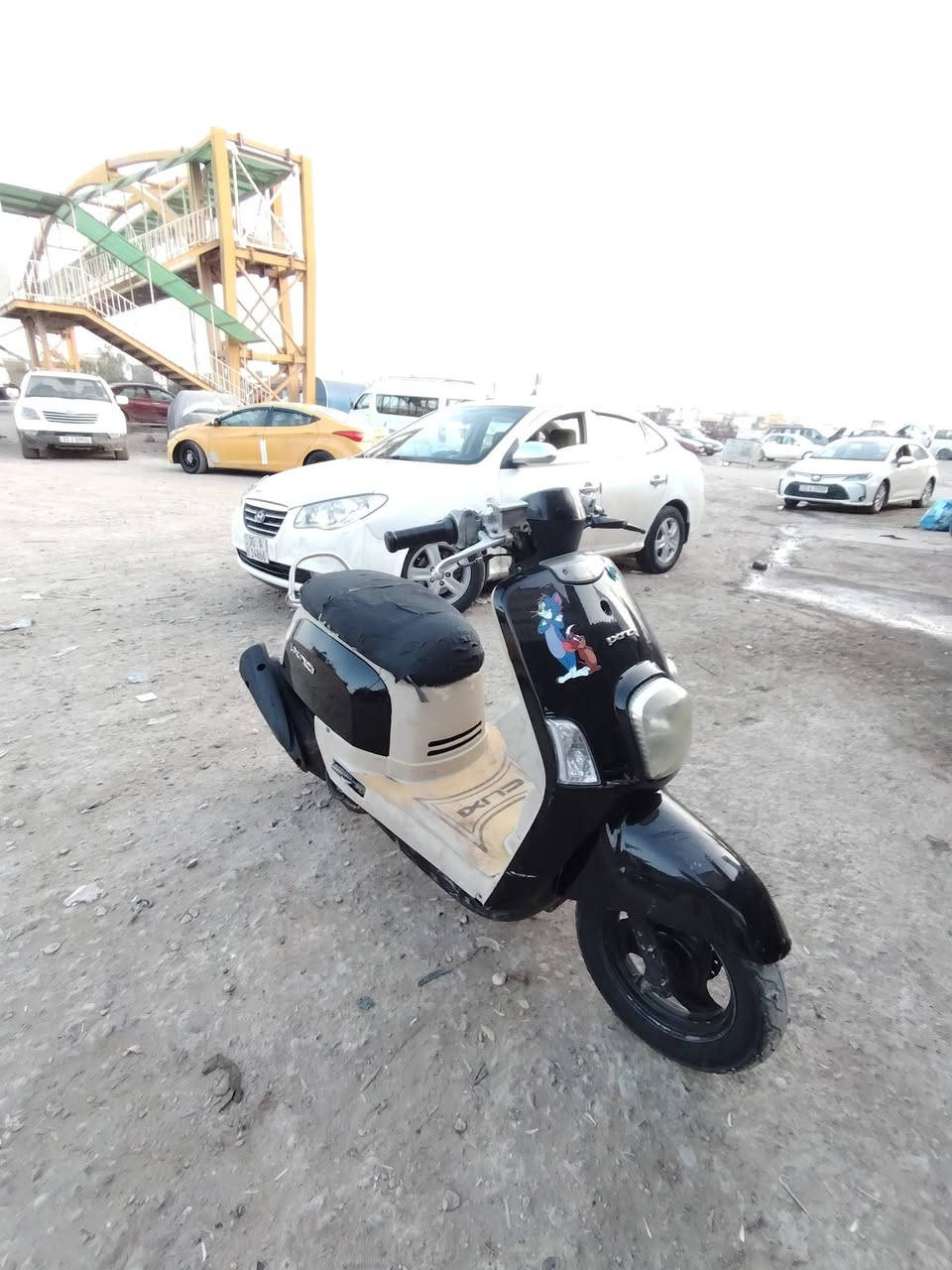 السلام عليكم دراجه ماكس بوليس لبيع كامله كهربايات كله شغال سلف هندر مكينه خرسه اشاير كلوبات كله شغال ماكو اي نقص تايرات جديده مكينه ما مفتوحه برغي بيها السعر 500 بيها مجال حك الجيه راسلني أو اتصل *********** مكاني ديالى خالص هبهب
