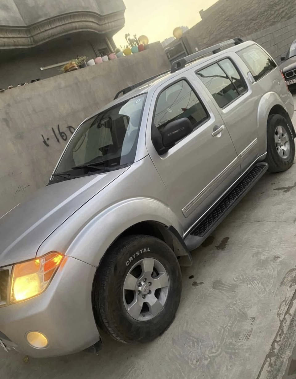 سلام عليكم بثفندر موديل 9رقم نكليزي وبسمي محرك كير كفالة تبريد وتدفىة شغالسيارة مابيها نقص حادثها باب صندوك بدون دواخل السعر 77وبي مجال مكاني ديالى خانقين ***********
