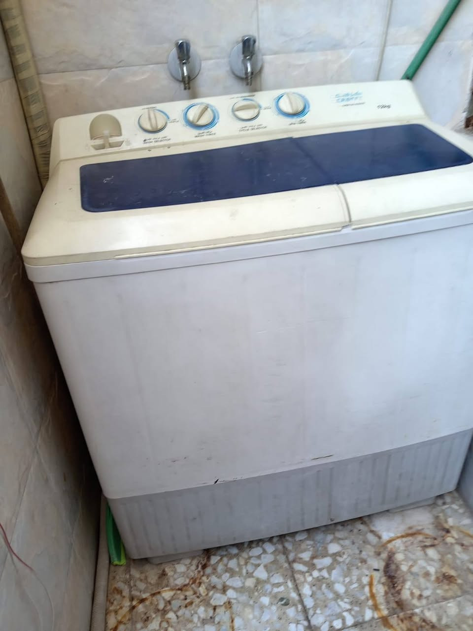 السلام عليكم غراض مستعمله ابأسعار مناسبه كلمن وسعره علق ويجيك السعر العنوان بغداد


**إذا كنت صاحب هذا الإعلان وتريد حذفه لأي سبب، رجاءا أرسل رسالة إلى الدعم الفني**