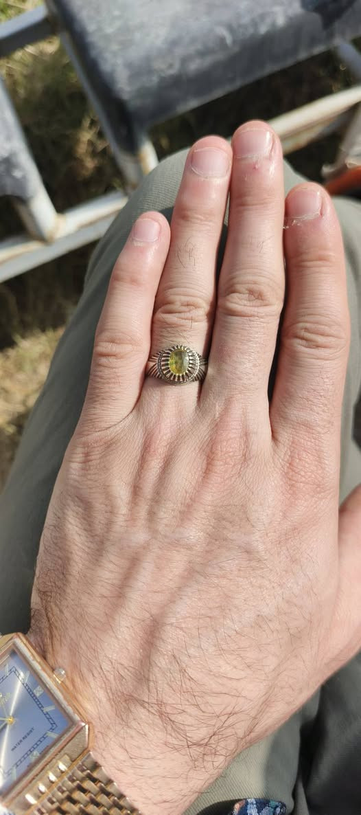 اللهم صل على محمد وآل محمد
ياقوت أصفر أفريقي يدك فول بجهاز فضة ٩٢٥ مشروطة شرط بسعر البلاش سوينا مع توصيل ب٣٠ الف فقط بيع بدون عملة طلب خاص


**إذا كنت صاحب هذا الإعلان وتريد حذفه لأي سبب، رجاءا أرسل رسالة إلى الدعم الفني**