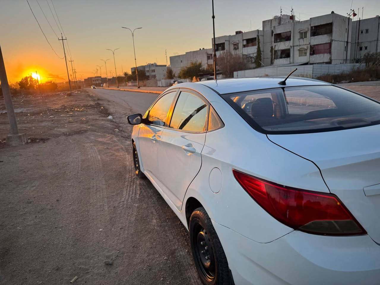 اكسنت 2015 خليجي مكينة 1600 دوووش رقم بغداد دولي الجديد بيها ضرر بسيط جاملغ خلفي وبيها رشات جمالية ابيع حزام مكفولة لغود شواصي تكم قمارة حوض السيارة جاهزة مكينة كير حدادية كهربائيات تدفئة تبريد تخم تاير باتري مواصفاتها كامرة شاشة تحكمات كشافات السعر 79 العنوان الإسكندرية طريق بغداد كربلاء ***********/*********** المحمودية, بابل
