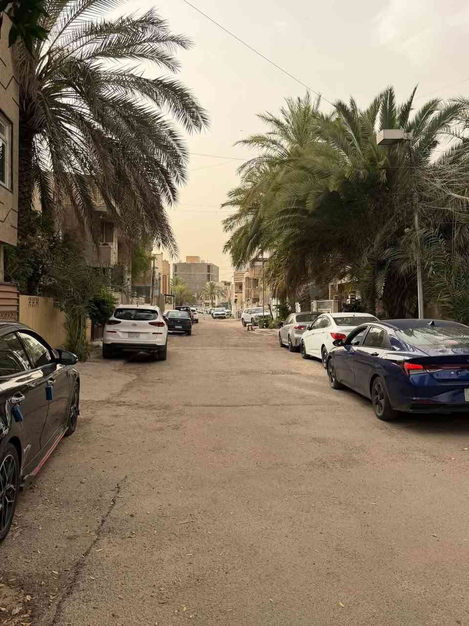 🏠 قطعه ارض للبيع 🧿
📍 الموقع : شارع فلسطين محله 504 حي المستنصريه 
🛑 المساحه الكليه : 100 متر 
🛑 الواجه :  5 متر 
🛑 النزال :   20 متر 
🟧 تفاصيل العقار : موقع ممتاز جدا 
📝اي عقار حابين تعرضو للبيع او للايجار ارسل تفاصيل العقار ع الارقام الموجود وبلنسبه لطرق العرض عدنه تطبيق عقاري وترويج مستمر لجميع العقارات وتدللون 
🥇الجبل للعقار 🥇
📞 ***********
📞 ***********
📞***********
