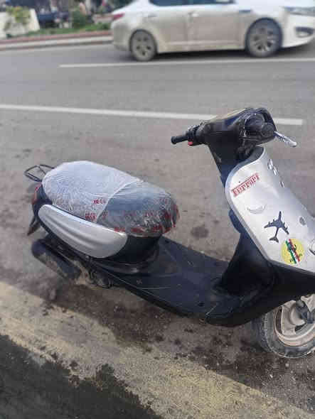 سلام عليكم درجة منغولي لبيع نضيفه كلشي شغال بيه سلف هندر عوزه باتري لايت اشاير بيك  لايت مكينه ناعمه شلعه حلوه سعره 225مكان ناصريي مركز وشراي ***********يتصل عله رقم
