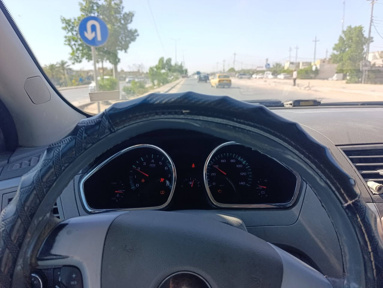 ترافرس شوفرليت موديل 10 للبيع باسمي السعر 75 ورقة وبيه مجال التواصل وتفاصيل خاص مكانه النجف رقم بغداد ***********
