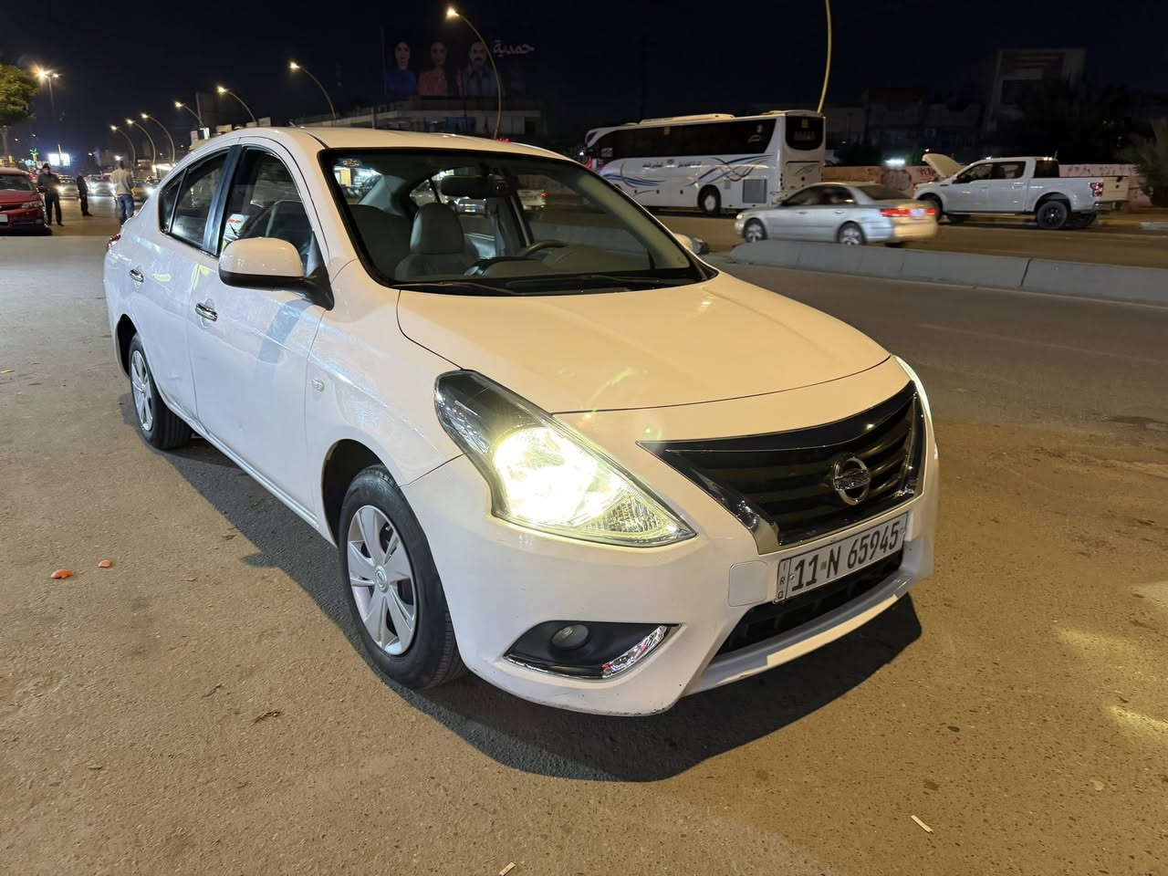 السلام عليكم نيسان سني هندي 2019 رقم بغداد بسمي مكفوله من الصبغ ول وتبديل
بيها طخه بل باب الخلفيه عله وضعها مكانها بغداد حي القاهره السعر 100 وبيها  مجال 
***********
