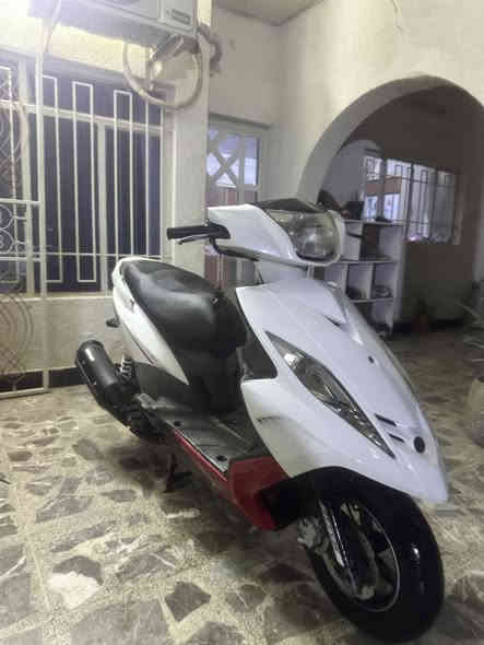 السلام عليكم….
جيتي ار للبيع دراجه رمبه قبل يومين نزلته بيدي دراجه بلايلون ماشيه 19 الف مكفوله كفاله عامه جيب فير وتعال كامله كله شغال عل وضعيه رمبه اوراقه كامله المكان بغداد البلديات 
السعر مليون 300 وبيه مجال بسيط حك لجيه صله يومين دراجه من نازله الاتصال *********** متواجد عبر الانترنيت.
