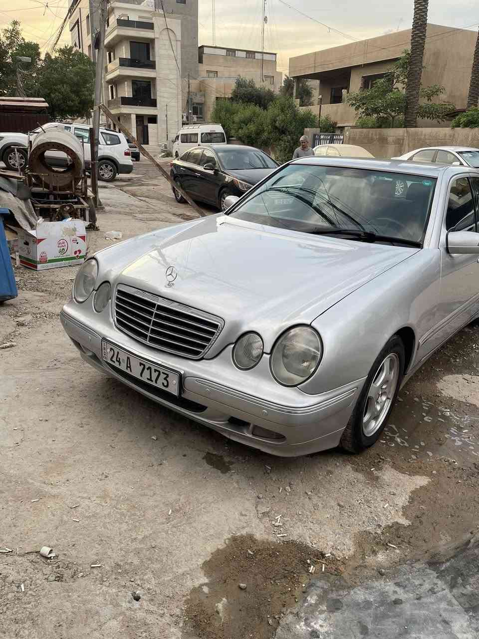 السلام عليكم ام عيون ٢٠٠٠محرك ستة سلندر غواصة كيرتبترونك رقم دهوك واردياباني بدون فتحة سيارةجديدة دواخل جدد تبريدتتفأ هزة وسنوية جديدة بسمي دهوك بيع فقط مكانه بغداد عارضه ١٣٠وبيه مجال شي بصيط مصبوغة حزام جانت جاردة اي نقص مابيه   ه.  ***********
