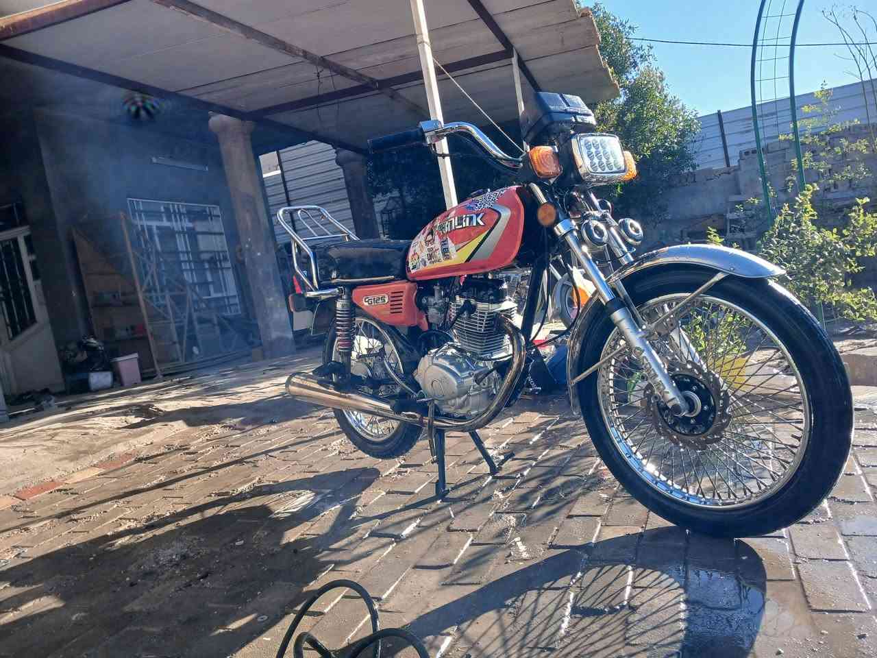 للبيع دراجه اربعه كير سونك مديل 22 أوراق شلعه معدل فول كهربايته شغاله السعر 360 مكاني كربلاء سيد الوصياء الاستفسار  ***********
