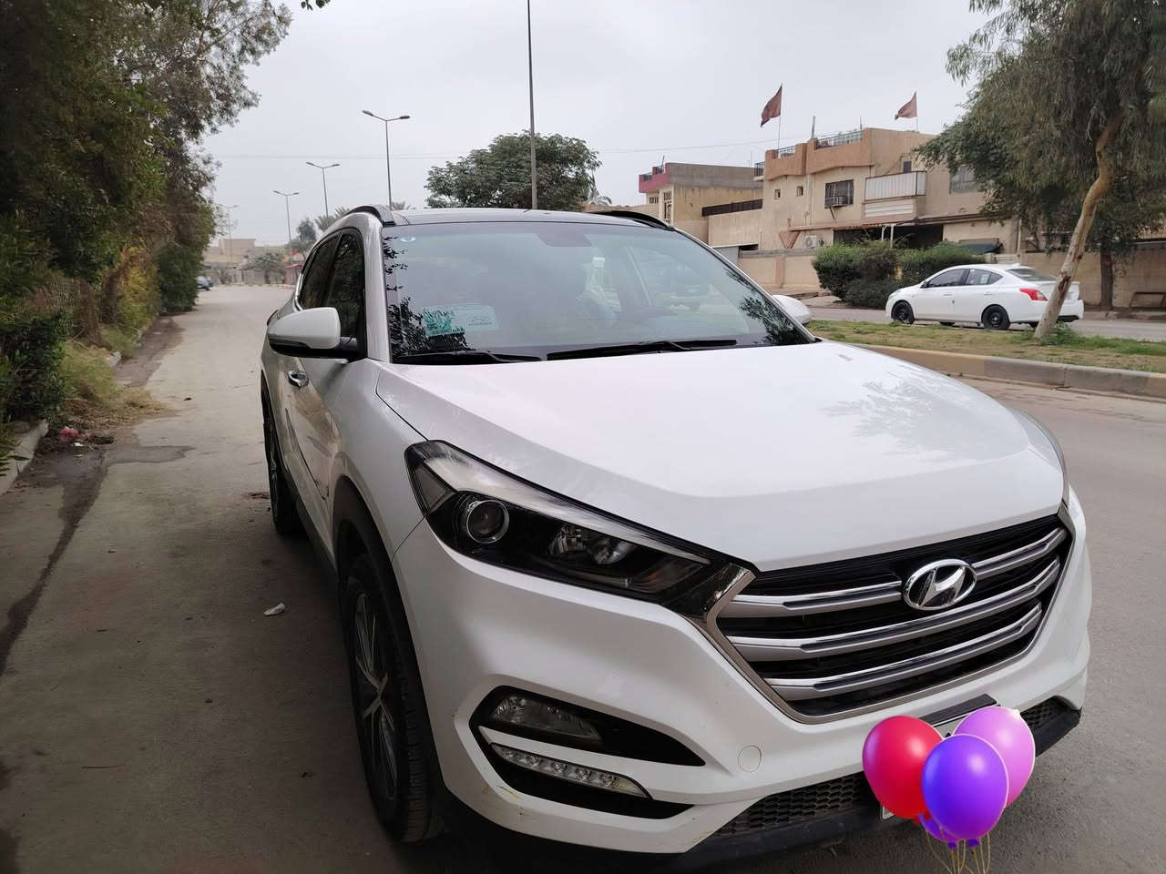 توكسان 2018خليجي ماشيه80    الف مواصفات بانروما شاشه كشن كهربائي
سياره جديده المكان بغداد 
هاتف ***********
