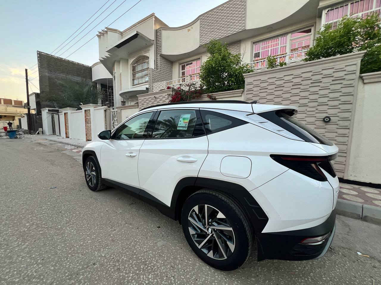 السلام عليكم 
توسان خليجي 2023 
فول مواصفات عدا الفتحه
مكفوله والسونار داخل المنشور
السعر 204
مكاني بابل
الاتصال *********** حلة, بابل
