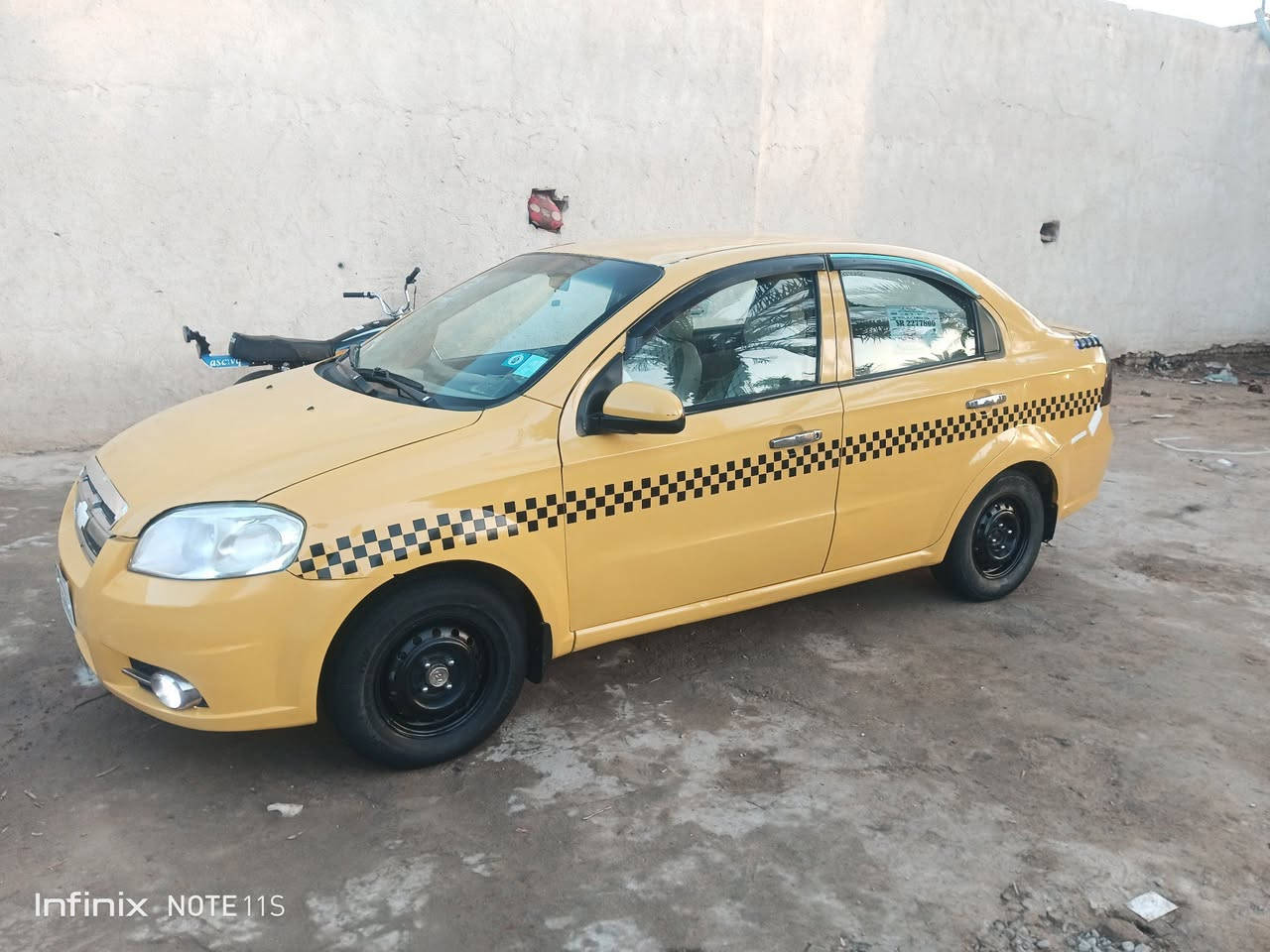 السلام عليكم افيو للبيع مديل 13 مكينه وكير وحداديه وكرهبايات تخم تاير كله جديد سنويه صارله شهر من صقطت السياره خليجيه رقم نجف مداور ثاني يوم رقم دولي جديد السياره بيه طخه موضحه بل صوره كير اوتماتيك جاهزه من كلشي سعره 58 مكان السياره الدوانيه غماس مراوس اراوس حسب القناعه *********** بي واتساب
