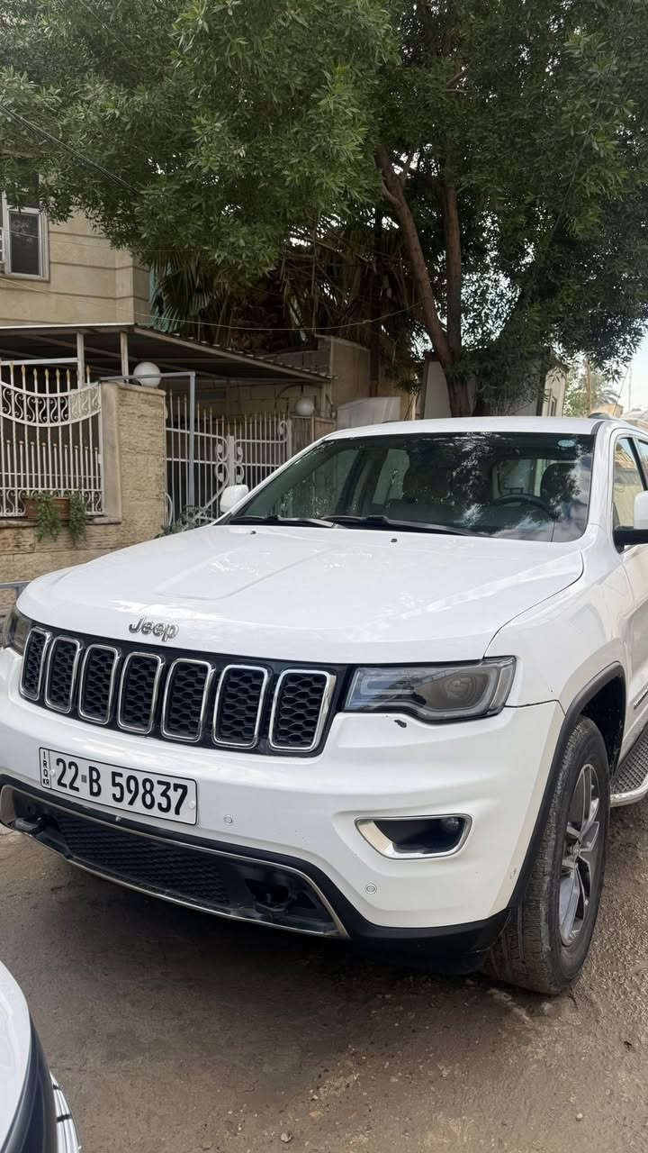 سلام عليكم جيب لاريدو مديل 2018 وارد خليجي ماشيه 185الف سياره نص فول حادثها جاملغ امامي ايسر فقط نضربت بل عراق شادلها تايرات جديده + باتري جديد + داينمو جديد +لايتات جدد رقم اربيل بأسمي تحويل مباشر سعرها 230 وبيها مجال مكاني بغداد الصالحيه فقط بيع بدون مراوس رقم ***********
