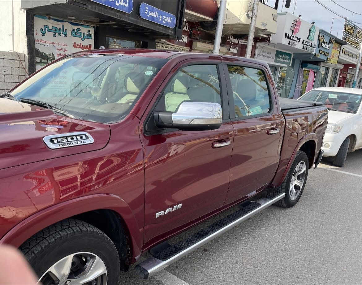 رام 2021 خليجي لارامي للبيع
وكالة هالم 

مكينة 8 سلندر 5700 هيمي

منظومة غاز 160 لتر 

فول مواصفات 

كير مكينة كفالة

ضرره فقط جاملغ خلفي طرف سايق

مكان سيارة كركوك

للاسفسار والسعر

***********
