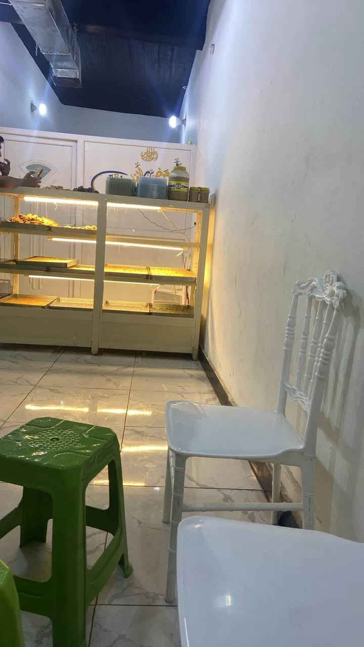 للبيع مجمده عرض ٢ وعارضه وحده ومكينه ثلج وميز حلويات عرض جاهز حته الاناره


**إذا كنت صاحب هذا الإعلان وتريد حذفه لأي سبب، رجاءا أرسل رسالة إلى الدعم الفني**