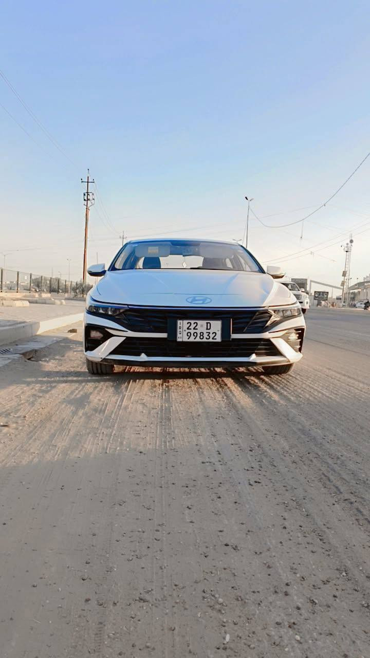 هيونداي النترا 2024 (خليجي - تجميع صيني) - فول مواصفات 1/1 💎
​السيارة بحالة الوكالة (ماشية 70ألف كم فقط) وكفالة عامة   ( السونار مرفق مع المنشور وشرط الفحص).
​📌 أبرز المواصفات:
​المحرك والكير: محرك وكير شرط الفحص (كير طيارة). محرك15000دبل نوزل 
​أنظمة القيادة: 4 مودات قيادة (Eco, Comfort, Smart, Sport).
​المظهر والاضاءة: لايت LED نهاري + زنون عالي ناصي (3 عدسات) + ويل رياضي حجم 17.
​الداخلية والراحة: فتحة سقف (سلايد) + مقاعد جلد أسود + ستيرن رياضي + تبريد قطعتين (ثلج 🥶) + شاشة أصلية وعداد ديجيتال.
​الأمان والأنظمة: 6 إيرباك (دشبول، دركة، تكم، مقاعد) + سايد بريك كهربائي (بصمة) + حساسات خلفية وكاميرا + كروز سرعة وتحكم ستيرن فول.
​التحكم: بصمة تشغيل وبصمة أبواب + مري شفط كهرباء مع إشارات.
​💸 السعر: 138 ورقة (وبيها مجال بسيط للشراي الطيب).
📍 الموقع: بغداد - البياع / الشرطة الخامسة. او منطقه حي العامل 
​📞 للتواصل والاستفسار:
​اتصال ***********
