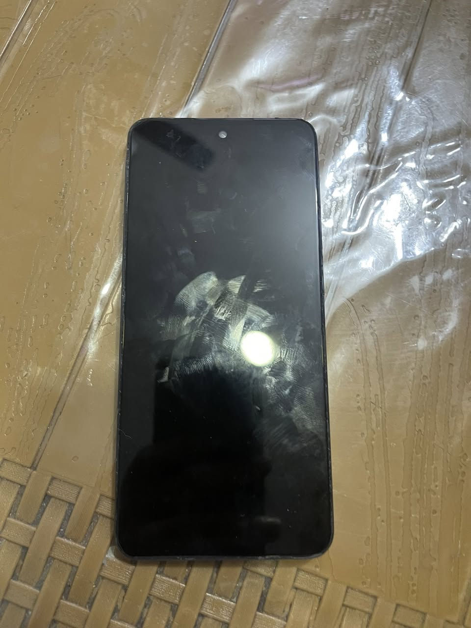 ريلمي c55 شغال كامل بس كامره عاطله ب٣٥ الف لحد يعاملني عليه ***********
