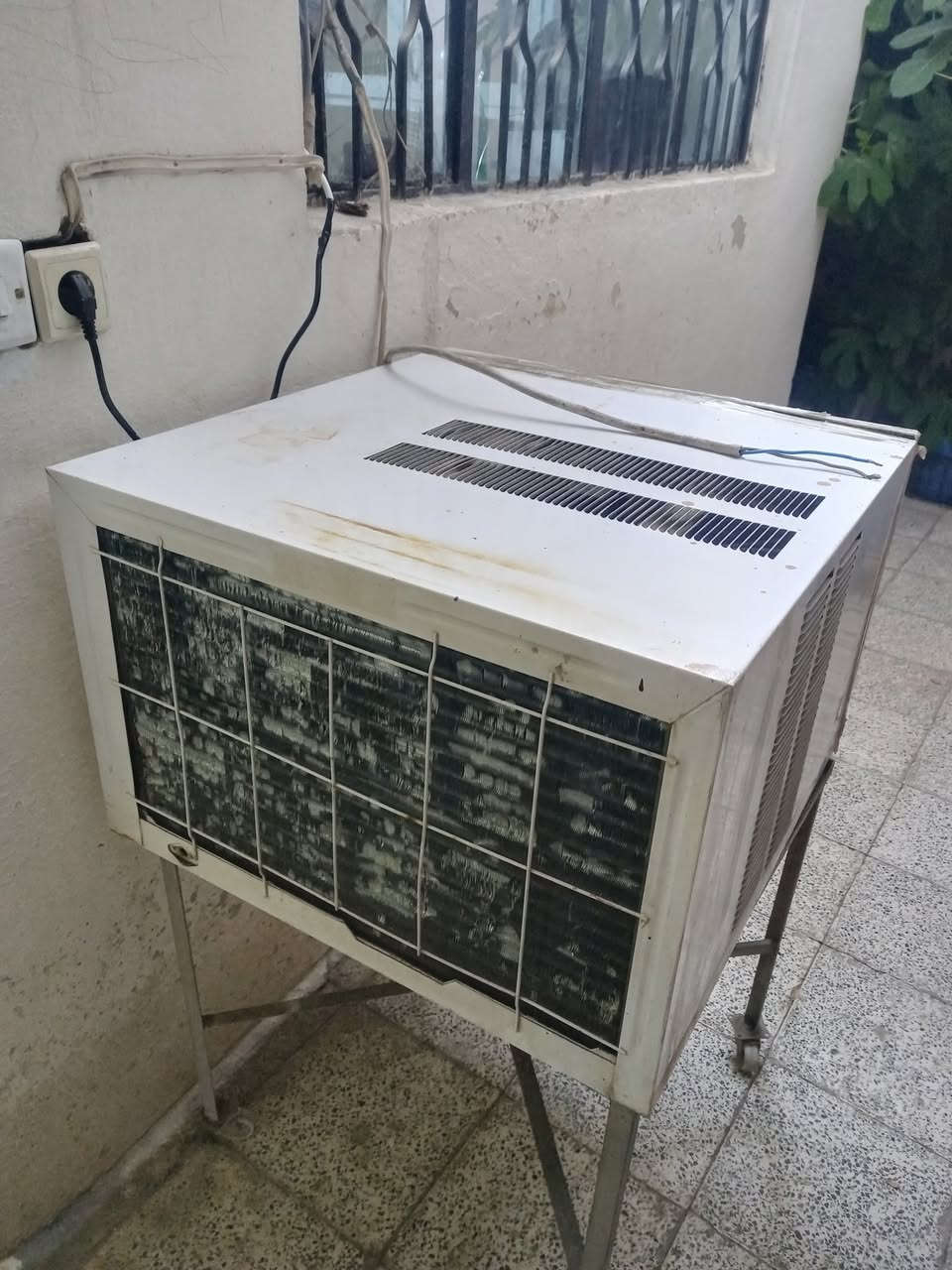 للبيع اوكنديشن شغال السعر 220 (***********)
