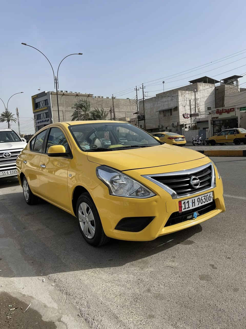 السلام عليكم
سني هندي مديل 2020
سياره كفاله عامه عده بارد شبر  بجاملغ الامامي والاهلال الخلفي 
عداها سياره مكفوله حتى من المعجون وسونار بيها 
جاهزه حداديه  اذاين محرك تخم تاير قبل شهر كله اصلي مدوشمه عام شاشه وكامره سياره بسمي هزه ورقم جدد 
مكاني بغداد 
سعرها 115 وبيها مجال قليل كلش 
سياره مال جناي ممتعوبه ابد تجي وتشوف بعينك 
*********** 
خاص مارد خابرني وتدلل
