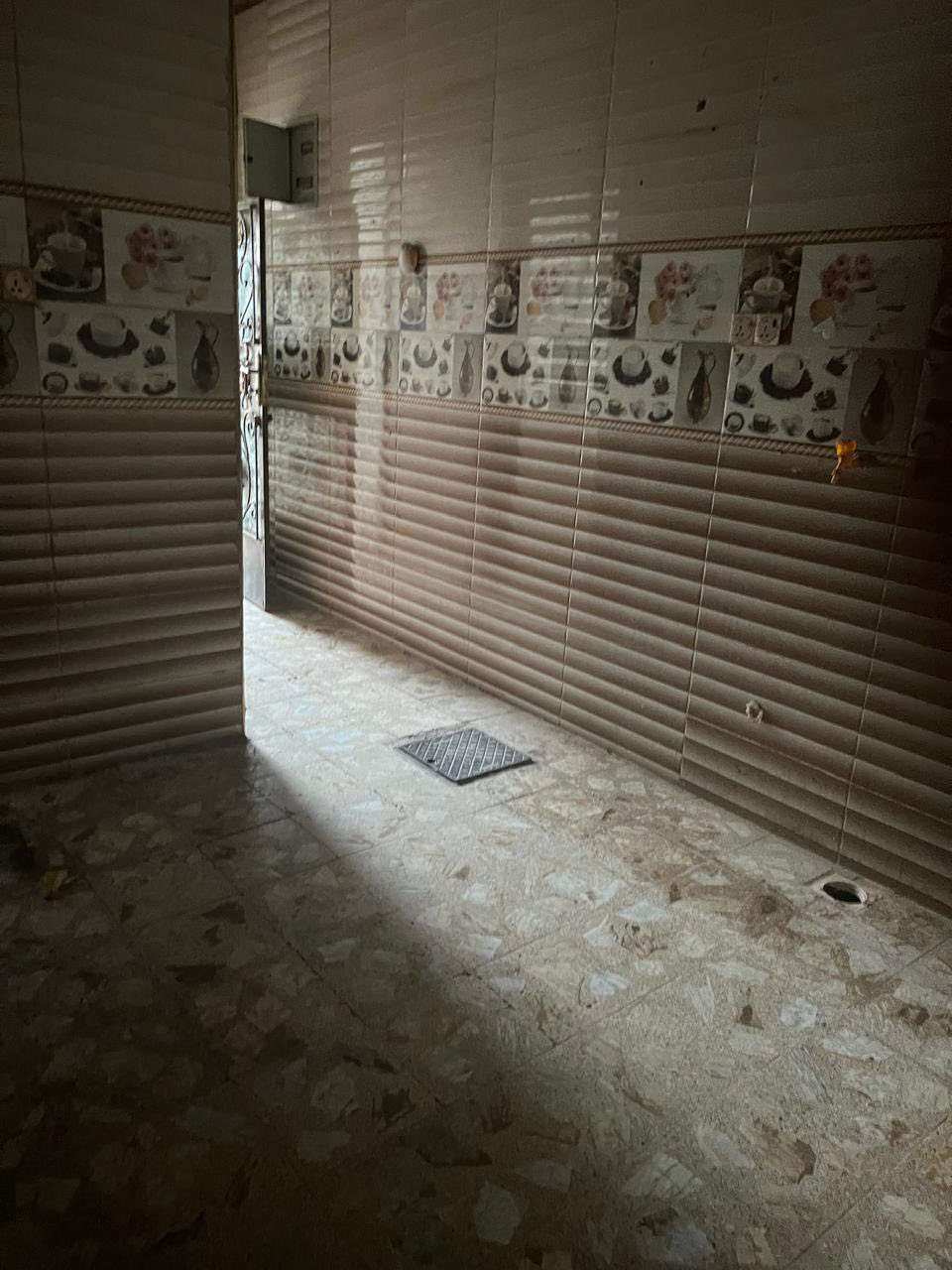 بيت للإيجار

📍 الموقع:
حي النداء – شارع مجمع بيتي
يبعد تقريبًا ٥٠٠ متر عن شارع علوة تفاحة

🏠 مواصفات البيت:
• على ساحة
• مقابل حديقة
• بيت مرتب ونظيف
• موقع هادئ ومناسب للسكن

للتواصل: ***********
