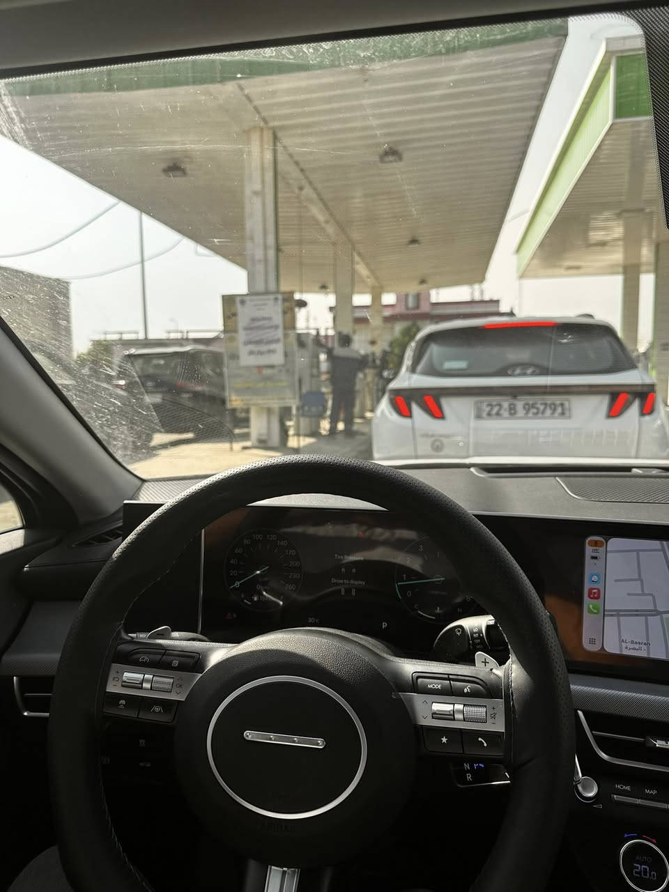 ⸻

🚗 للبيع سوناتا 2024 وارد أمريكي
محرك 2.5 تنفس طبيعي GDI اقتصادي وقوي
جير أوتوماتيك / تعليق فول مواصفات
ماشيه :40 الف كيلو زيرو وقابل للزياده 
السياره (معوقين) ورقم بصره والمعوق موجود و بصحه جيده 
ضرر السياره :جاملغ وبنيد فقط صور الحادث مرفقه مع المنشور 
✨ المواصفات:
 • تشغيل بصمة
 • شاشة كبيرة + نظام ملاحة
 • رادار + نظام الحفاظ على المسار
 • كراسي جلد
 • كاميرات + حساسات
 • مثبت سرعة
 • مكيف قوي
 • جنوط سبورت
 • السيارة نظيفة جداً وما تحتاج شي

📍 السيارة بحالة ممتازة – استعمال شخصي – جاهزة للفحص بأي مكان
💰 السعر 185 وبيها مجال بسيط حك الجيه 

📞 للتواصل: (***********
