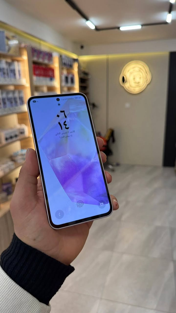 Samsung A35 5G 🩷Samsung A35 5G 🩷
بسعر 230 ألف وبي مجال 🥰

الذاكرة 128GB

الرام 8GB+8GB=16 GB 

المعالج Exynos 1380

صوت ستيريو

بصمة بالشاشة 

تردد الشاشة 120Hz

بطارية 5000mAh

الاستفسار تفضل خاص


**إذا كنت صاحب هذا الإعلان وتريد حذفه لأي سبب، رجاءا أرسل رسالة إلى الدعم الفني**