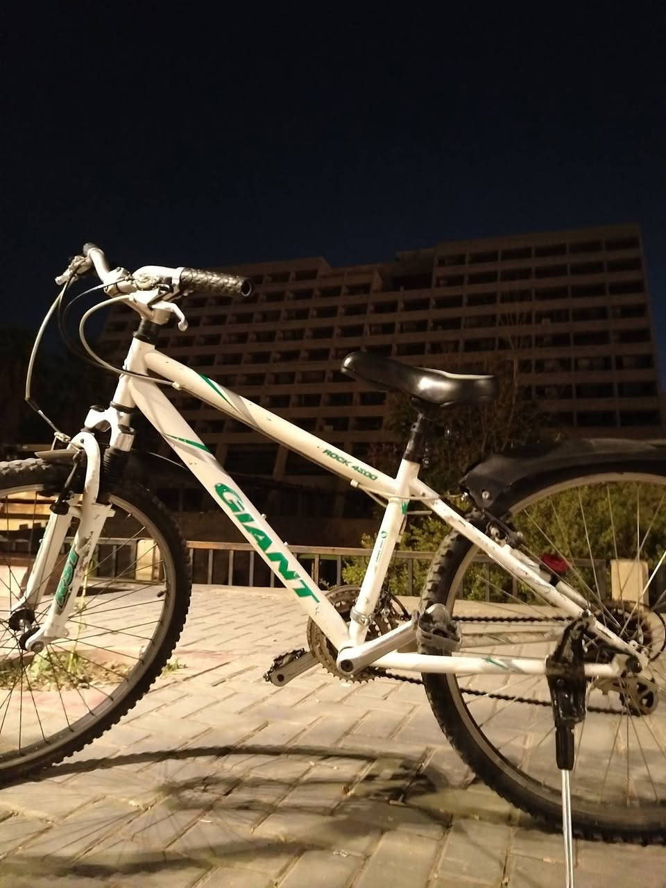 السلام عليكم بايسكل للبيع نوع جينت كلو شغال مابي واله عطل سعر ادفع سعر عجبني ابيع خاص


**إذا كنت صاحب هذا الإعلان وتريد حذفه لأي سبب، رجاءا أرسل رسالة إلى الدعم الفني**