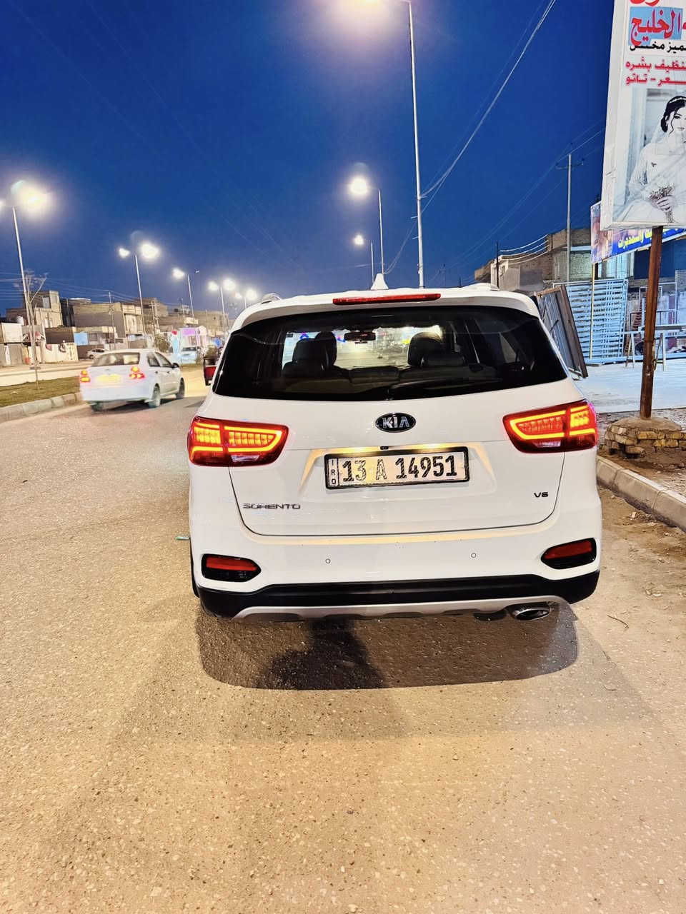 سورينتو 2019  رقم ميسان                                  مكفولة من كل شي عدا رصعة باب السائق
ماشية 95 الف شرط الفحص
السعر 263$ وبيها مجال بسيط
العنوان ميسان
الاتصال ***********
