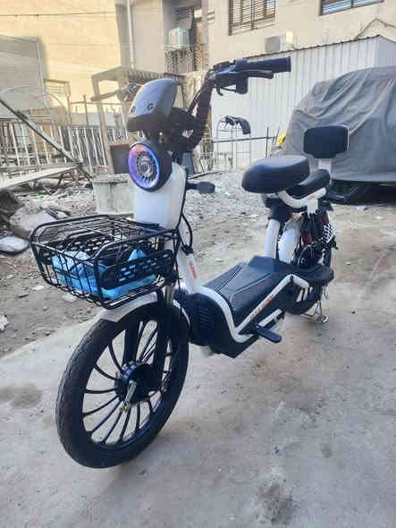 السلام عليكم درجة شحن حجم20 موديل 26 جديد زيرو استعمال قليل وصل شراء موجود ***********, سعر 400 عنوان بغداد ساحة الوثبة 5 بطاريات كبير دبل سرعه 70, لايت عالي ناصي
