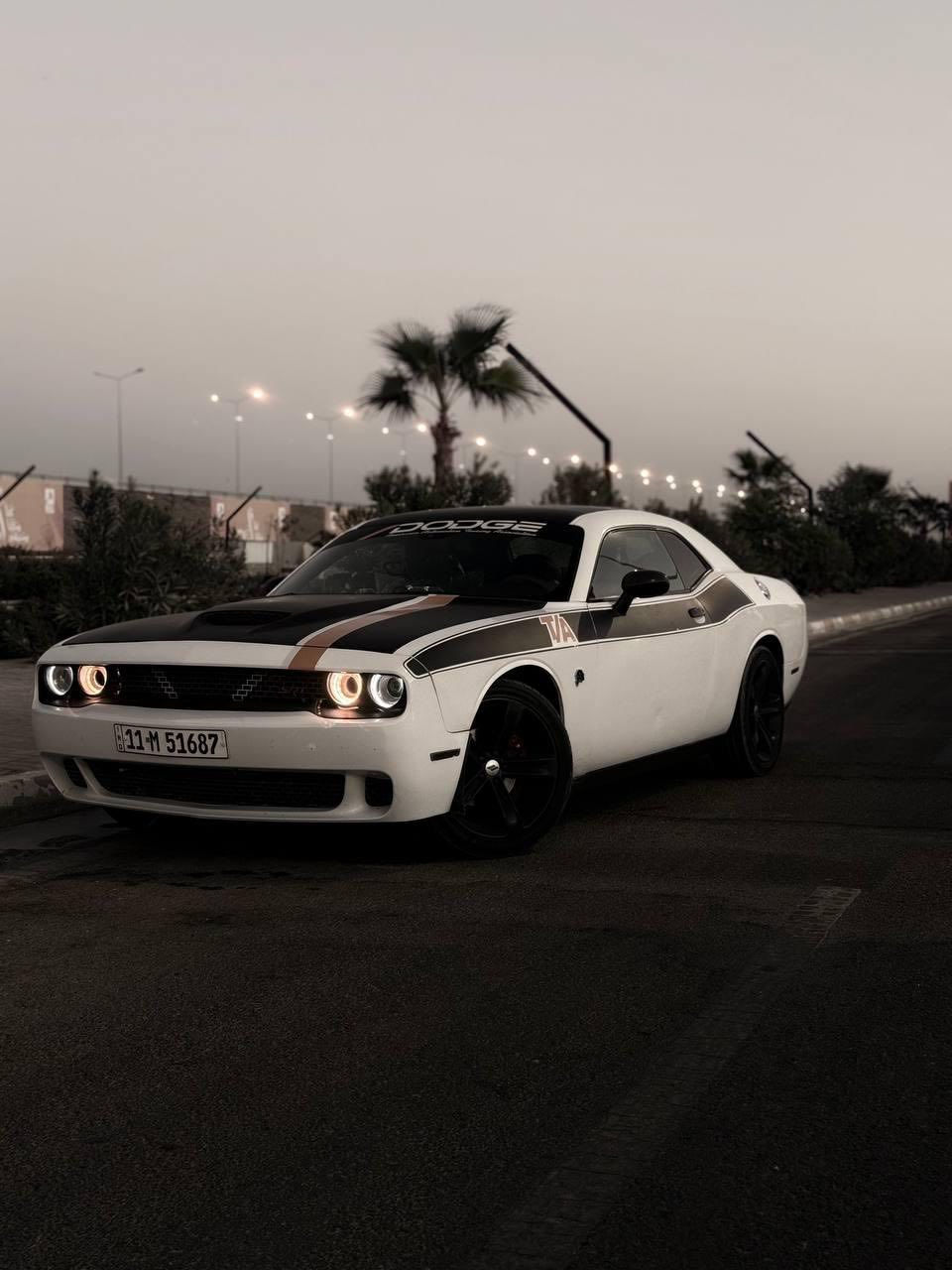 السلام عليكم
جالنجر 2017 sxt للبيع 
حادث امريكا وسونارها بالمنشور 
كلشي يخص الضرر موجود بالمنشور 
كير ومكينة كفالة 🤍
السعر 138 وبيها مجال حك الجية 
تجي تفحص وتكمل يلا اخصملك سعر 
ماخصم سعر بالتلفون 
السيارة بأسمي بغداد مشروع وطني تحويل ثاني يوم 
مكاني ديالى بعقوبة🍊
 موجود واتساب وماسنجر واسف على الاطالة🤍
***********

ملاحظة السيارة قبل اسبوع هزيتها وشلت اللزكات الي عليهة كلها هزة وفحص لل٢٨
