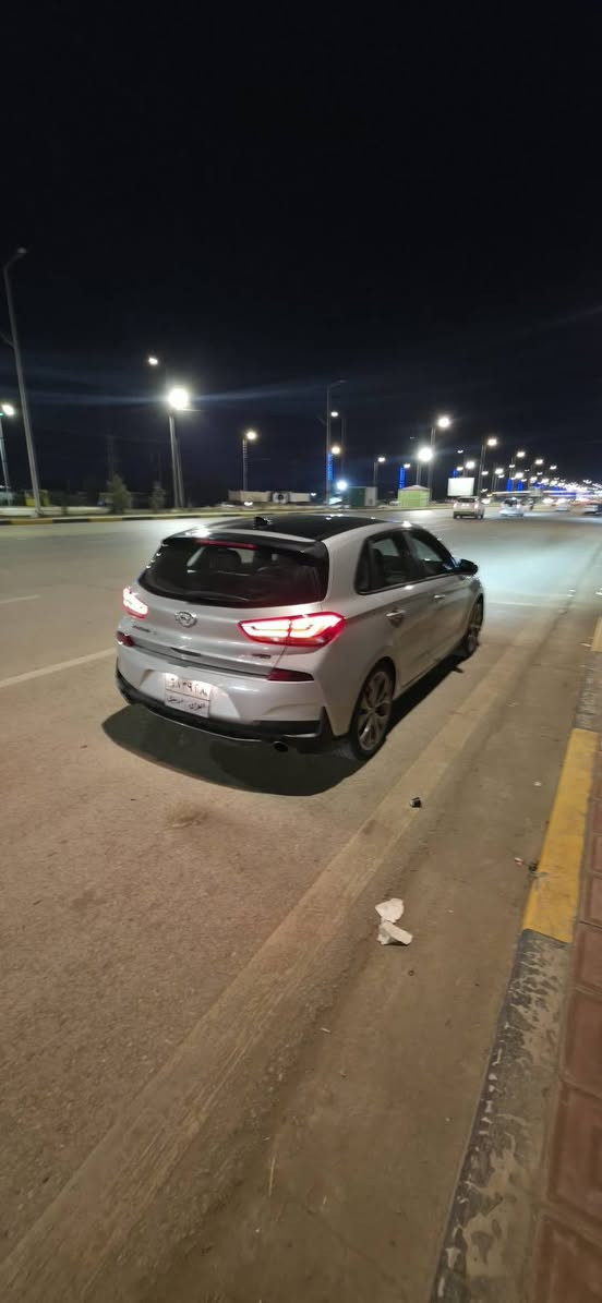 النترا GT N Line1600 T. تيربو 2019
رقم اربيل بأسمي موجودة بالكوت
وارد كندي حادث باب سائق والخلفي بدون ايرباك 
بالعراق صار بيه صبغ ربع جنطة و بارد..
فول مواصفات 
بانوراما ، كشنات تدفئة تبريد ، تحديد مسار ،رادار ،لايت زنون بلادي 
بك لايت LED
.سعرها 125 بيها مجال بسيط
اتصال او واتساب 
***********
