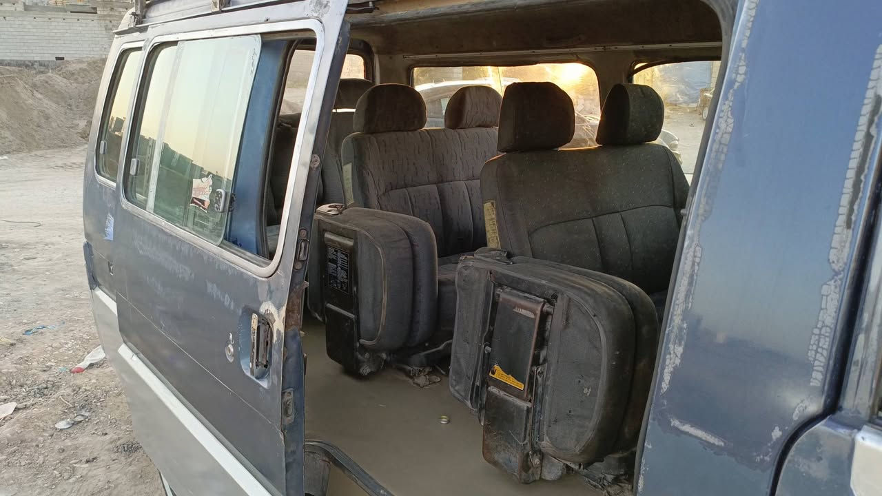 السلام عليكم كيا بستا  للبيع السياره نضيفه بلاديه كهربائيات كلهه شغاله ميكانيك كله جاهز سنويه لل28 كاعيه جديده كشنات ستاركس بيع او مراس فتون اج وان  الموقع ديالى بعقوبة رقم الهاتف *********** للاستفسار
