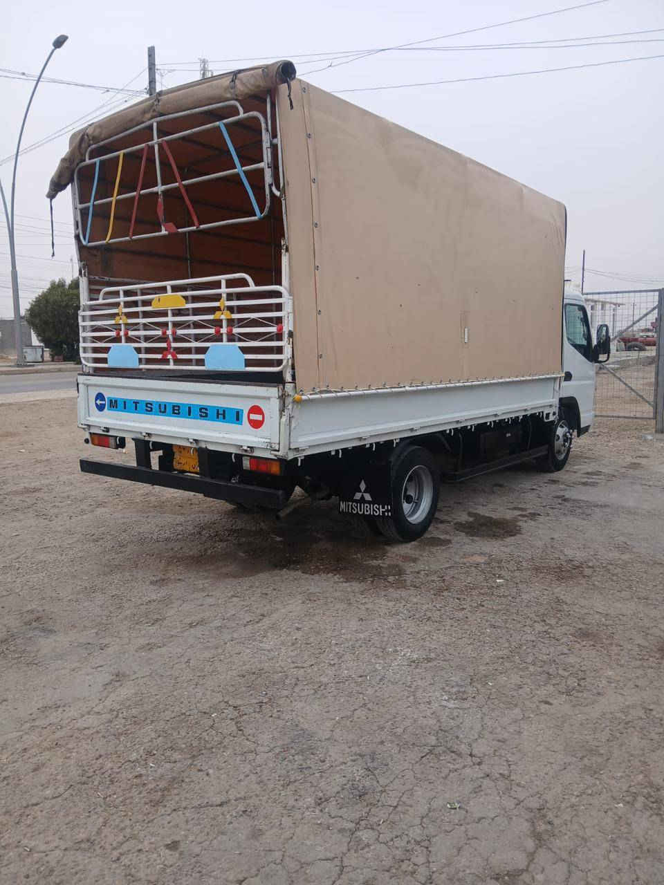 السلام عليكم 
كنتر للبيع موديل 2015سياره جديده 
بوجها عل شغل السياره فقط بيها شبر باب سكن والباقي مكفولة سعر 200وبيها مجال
الاستفسار على الرقم‏‪***********‬‏--‏‪***********‬‏
