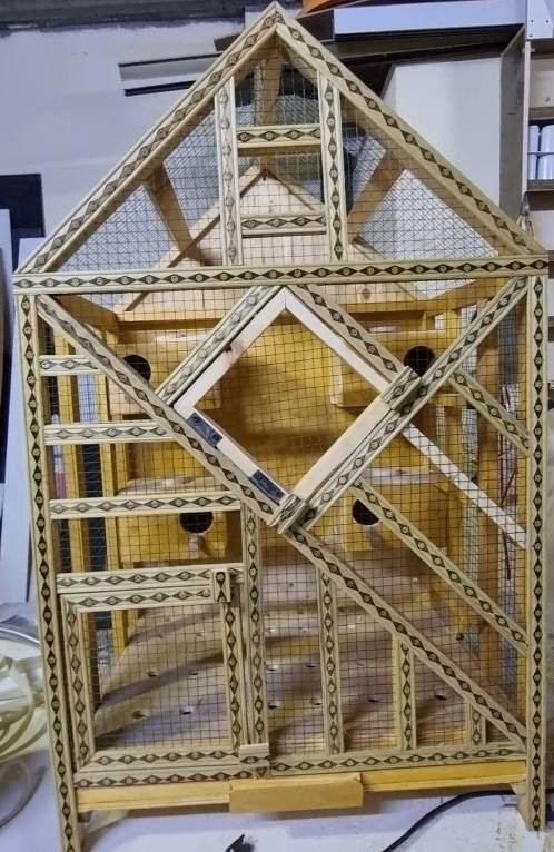 اغراض للبيع كلشي وسعره السعر موجود  تحت كل صورة المراسلة خاص او اتصال ***********
