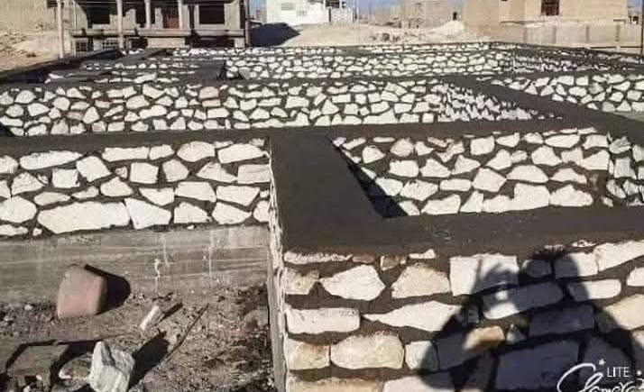 سلام عليكم ورحمه الله وبركاته  اخوان بنا بلوك درجه وله وبنا حجر تصال ***********
