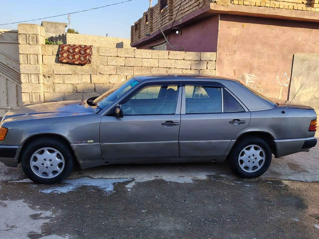 للبيع مارسدس موديل 91
رقم انبار مشروع وطني تحويل مباشر
كير جديد محرك ٢٥٠٠ نضيف
سياره يرادلها ترتيب قليل
مكاني ديالى /السعدية
السعر 42 $ بي مجال بسيط
للاتصال ***********
