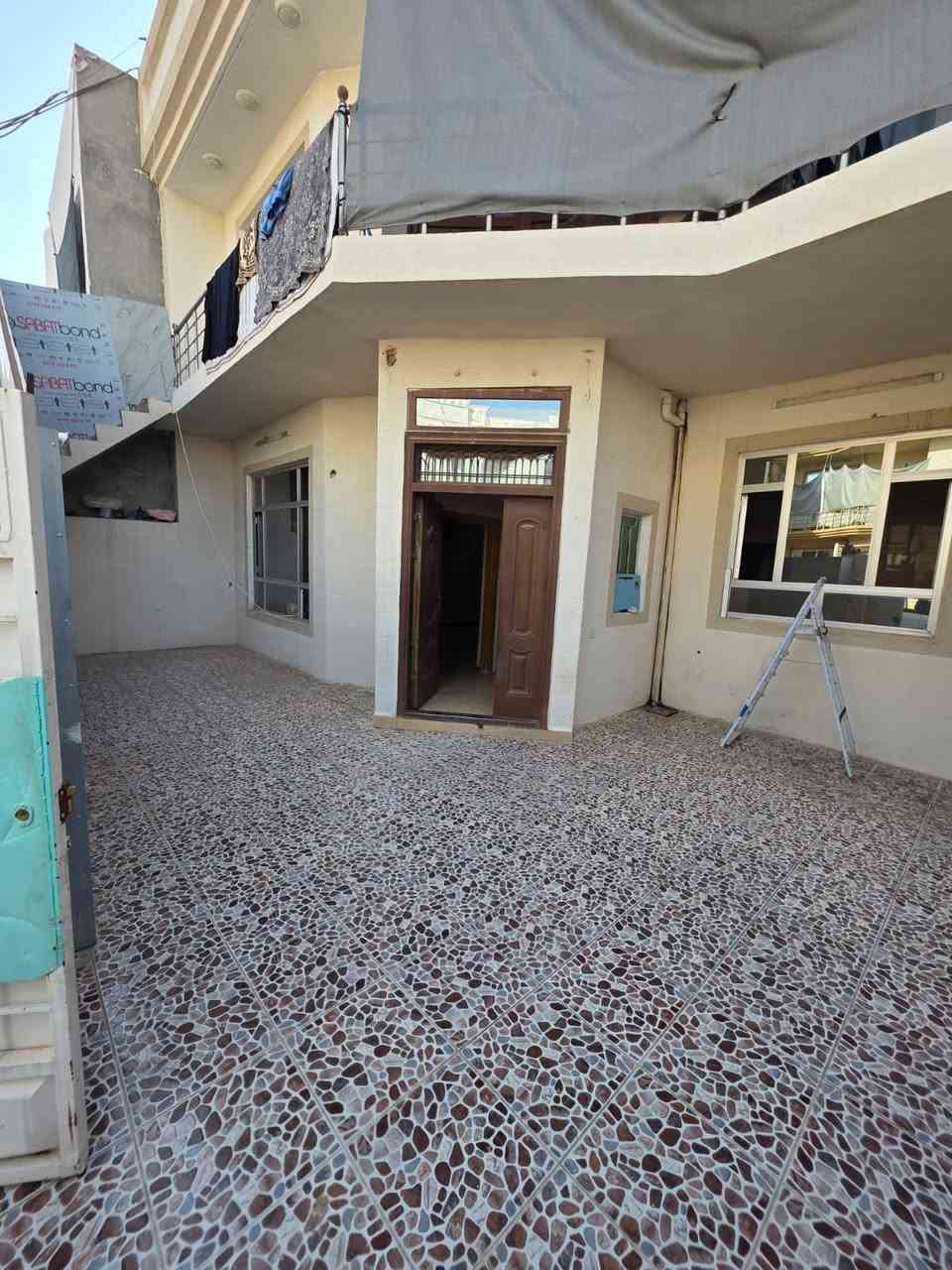 ‎�✨ خانوو بۆ کرێ ✨🏡

‎📍 شوێن: شارەوانی ١
‎📐 رووبەر: ٢٠٠ مەتر

‎🔹 قاتی خوار
‎🔹 قاتی بانی ماڵە
‎🔹 شوێنێکی گونجاو و ئارام بۆ ژیان

‎📞 بۆ زانیاری زیاتر و سەردان:
☎️ ***********
☎️ ***********

‎🌟 هەلی گونجاو بۆ ئەوانەی بەدوای خانوویەکی فراوان و ئاسوودەن لە ناوچەیەکی باش دەگەڕێن. �
