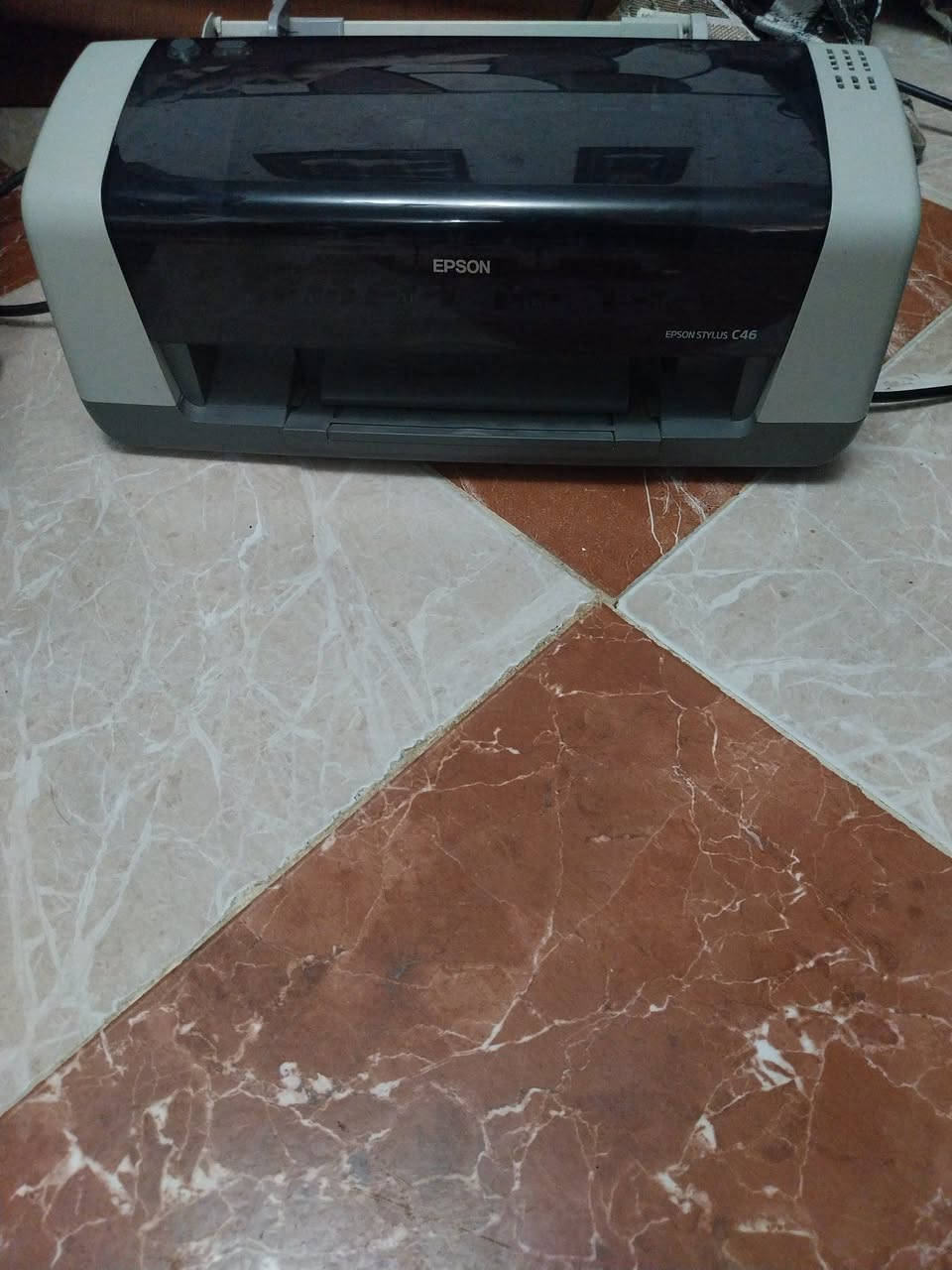 طابعة نافثة للحبر بحالة جيدة، تعمل بشكل ممتاز.
تم توصيلها بالكهرباء وتشتغل بدون مشاكل (تضوي وتعمل طبيعي).
✔ تعمل بشكل سليم
✔ مناسبة للطباعة المنزلية والدراسة
✔ اتصال USB سهل مع الكمبيوتر
✔ حجم صغير وسهلة الاستعمال
السعر قابل للتفاوض حسب الجدية.
للتواصل يرجى إرسال رسالة خاصة.


**إذا كنت صاحب هذا الإعلان وتريد حذفه لأي سبب، رجاءا أرسل رسالة إلى الدعم الفني**