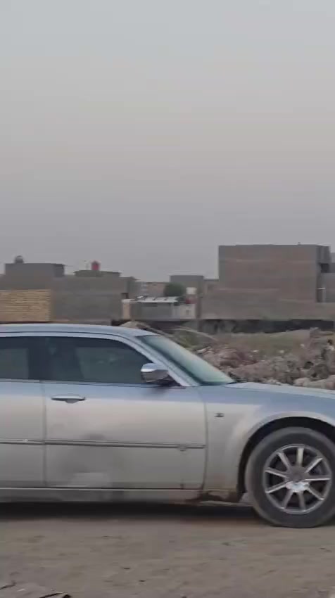 سلام عليكم دار للبيع مساحه  150مترجنس العقار طابو زراعي سند 25  يتكون غرفه نوم ستقابل او كليدور ومطبخ ومجمع صحيات دخليه او خراجيه
كراج سياره بيت زيرو مامسكون الموقع بابل بديه شارع 30 
ورديه خارج الاستفسار او مرسله الصفحه  ***********
